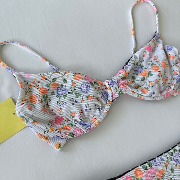 Maaji Bikini Dainty Underwire Bikini Top and Bottom Reversible Size L NWT - Picture 2 of 6